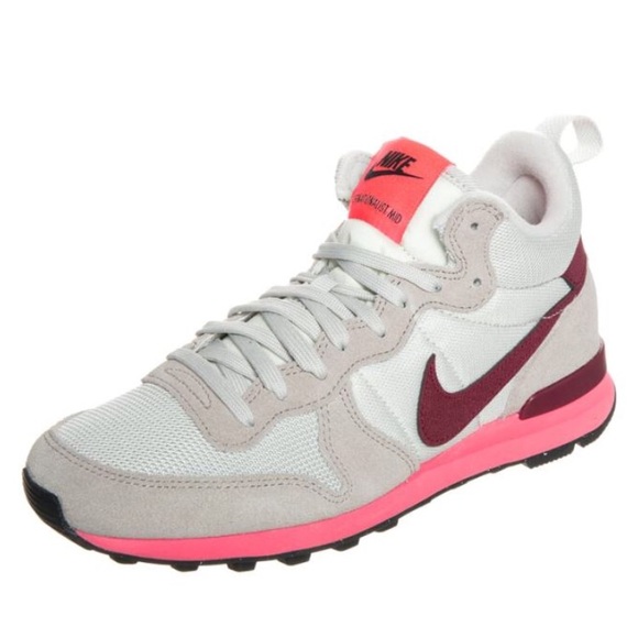 nike sportswear internationalist high top trainers nike sportswear internationalist high top trainers